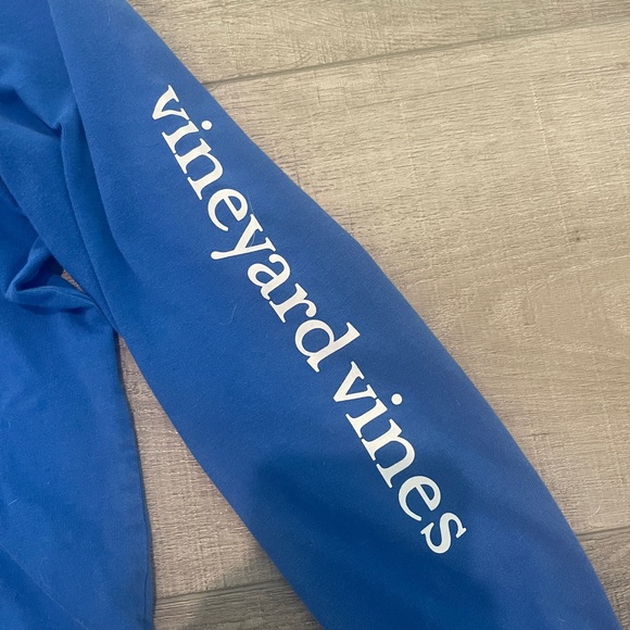 Vineyard Vines long sleeve Shirt - Picture 2 of 5